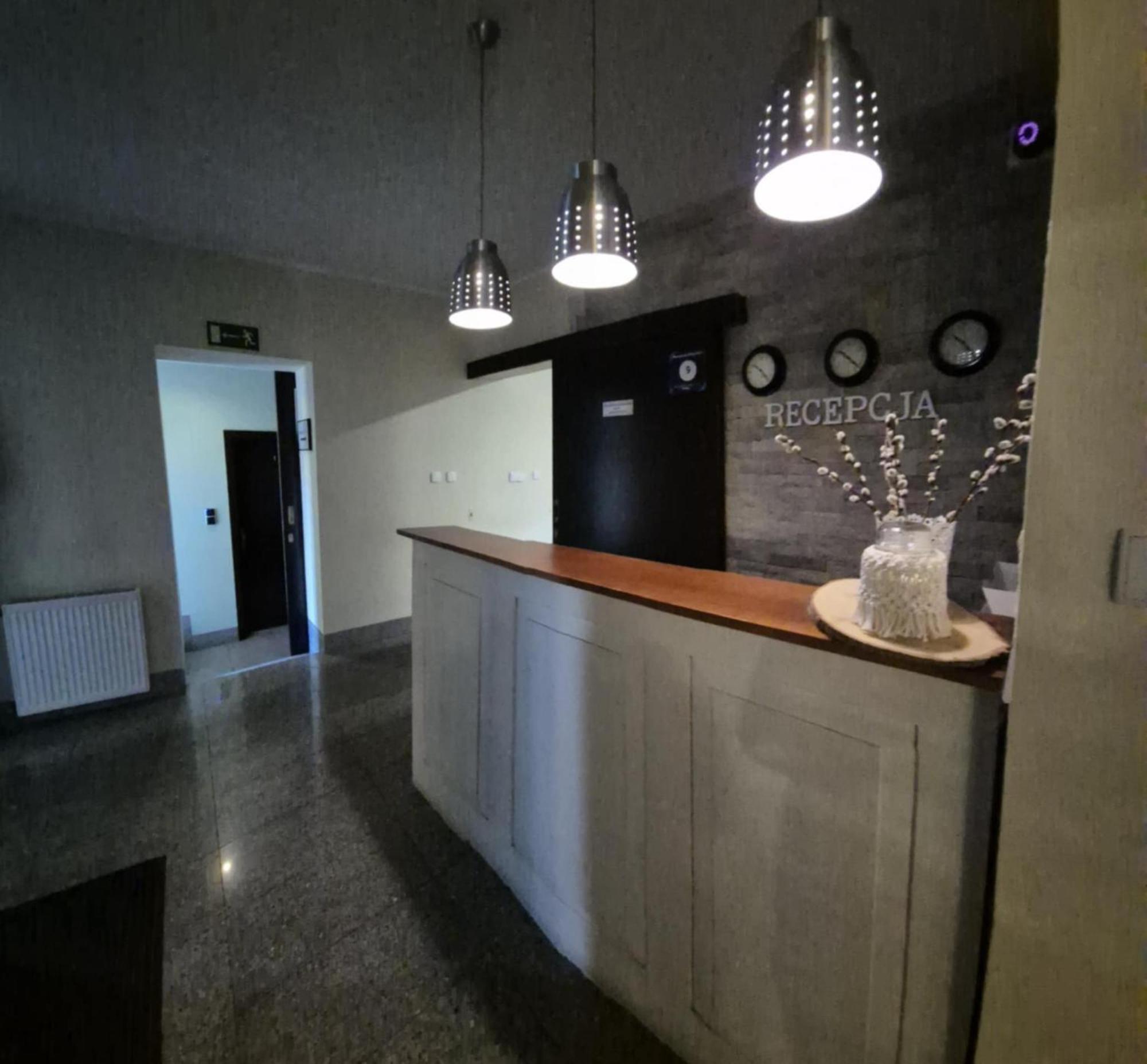 Bialy Bor Rooms กรูจอนตส์ ภายนอก รูปภาพ