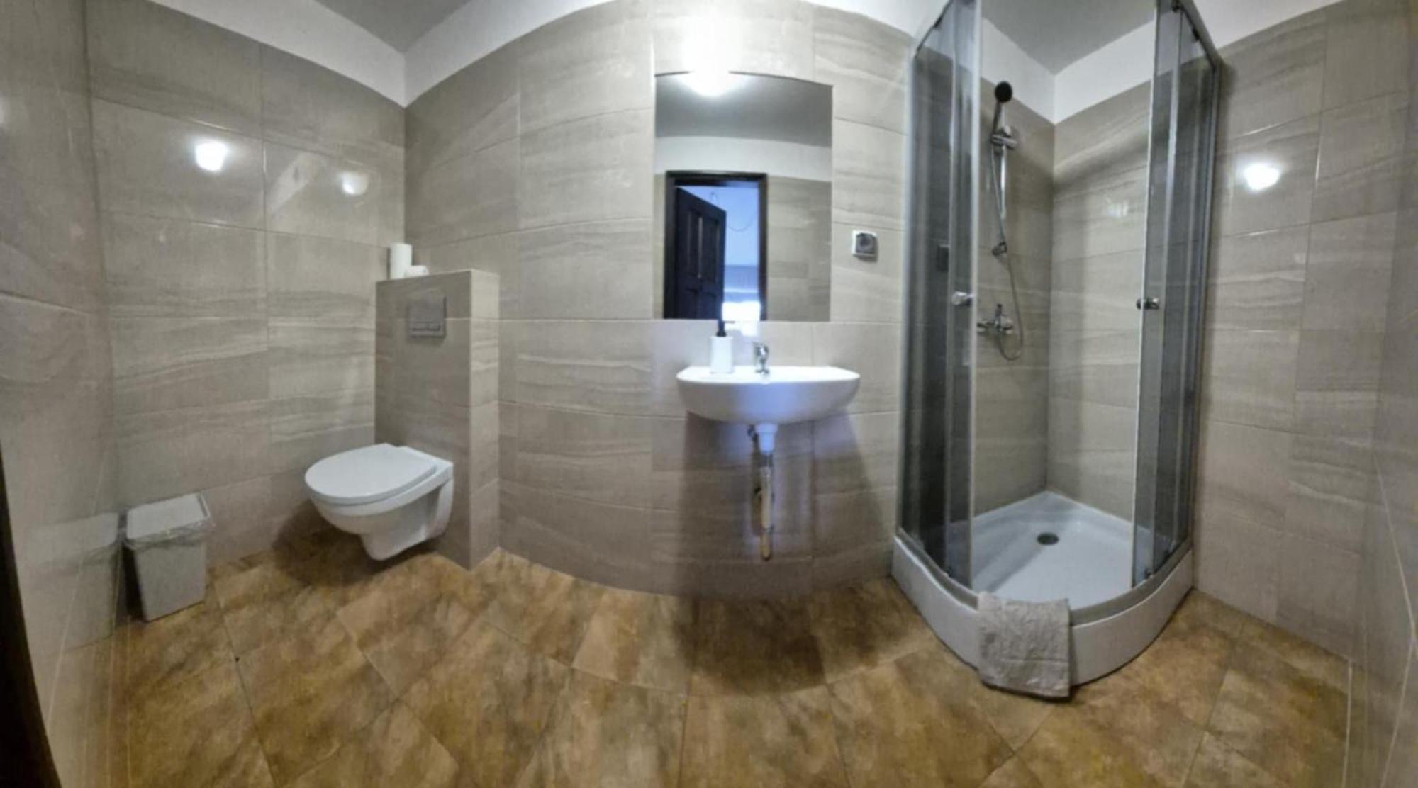 Bialy Bor Rooms กรูจอนตส์ ภายนอก รูปภาพ