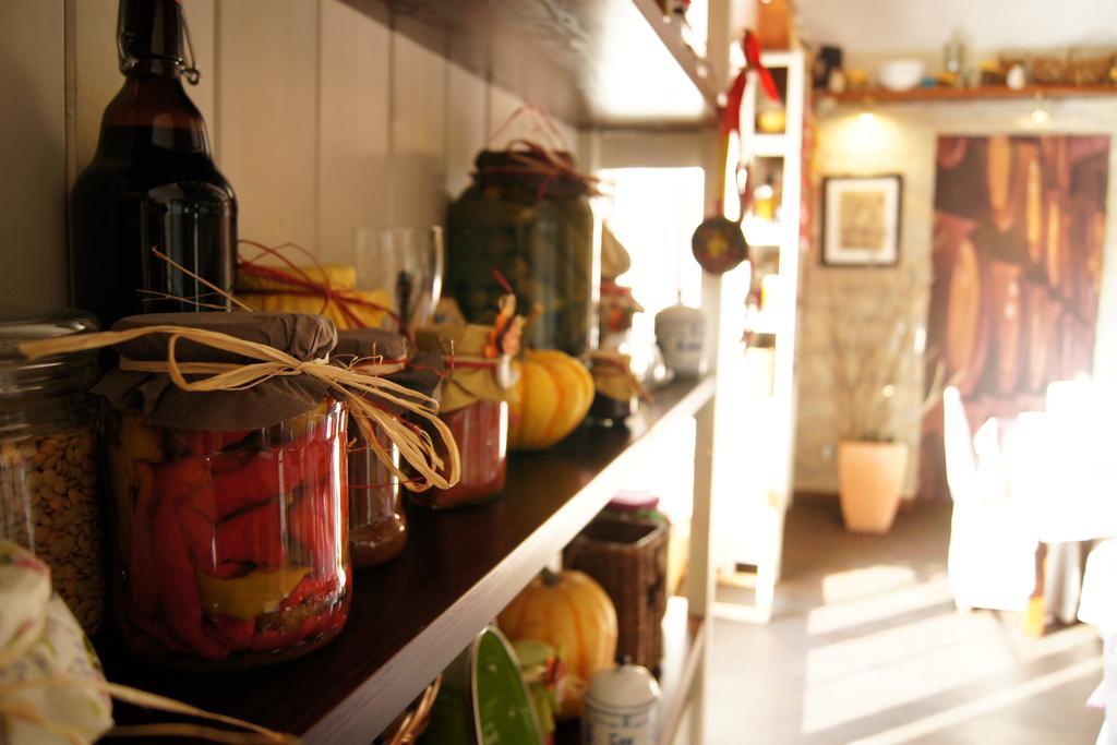 Bialy Bor Rooms กรูจอนตส์ ภายนอก รูปภาพ